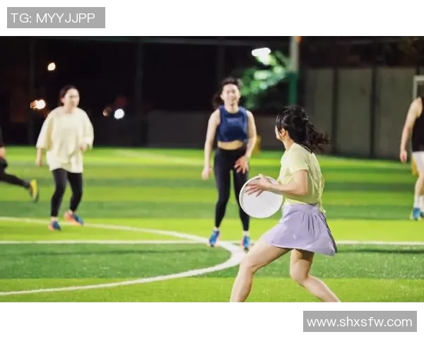 飞盘竞技的魅力与挑战：深入武汉飞盘队的赛场故事与经验分享